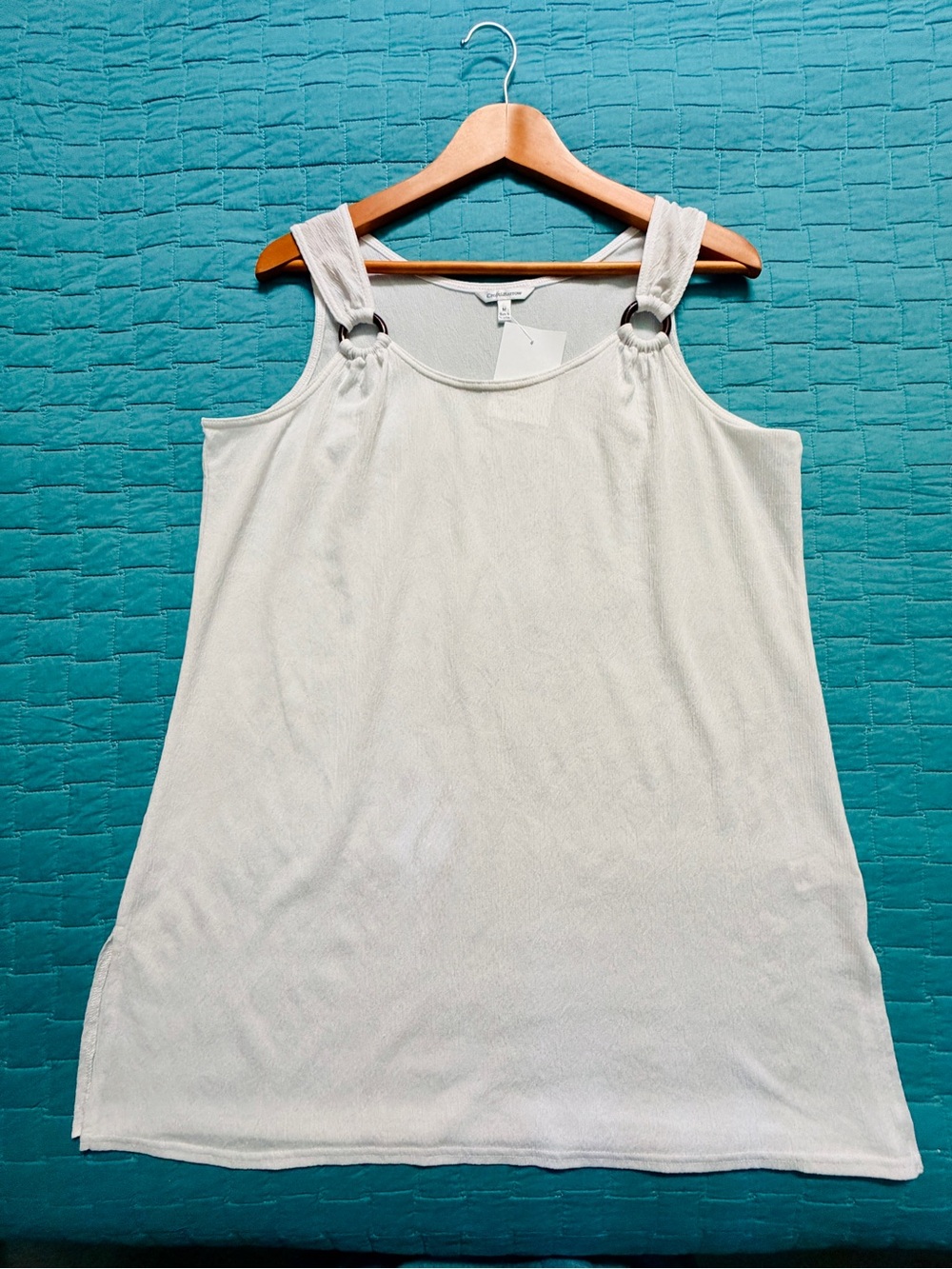 croft & barrow White Flowy Tunic Tank with Ring Detail